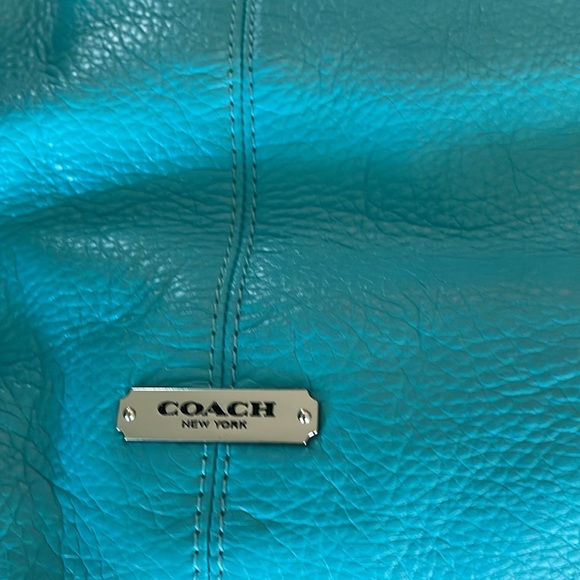 Coach Pebbled Leather Hobo Bag like New - Picture 2 of 10